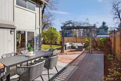 83 Devonshire Ave 7, Mountain View, CA 94043 - Photo 1