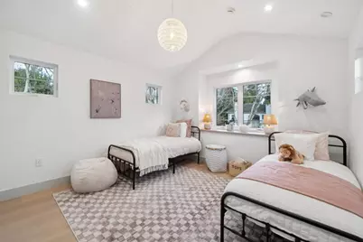 985 Lincoln Ave, Palo Alto, CA 94301 - Photo 39