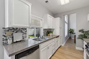 24988 Plum Tree St, Hayward, CA 94544 - Photo 7