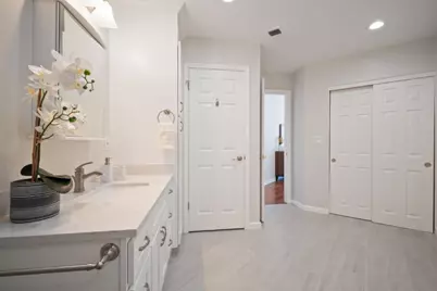 7704 Galloway Dr, San Jose, CA 95135 - Photo 27