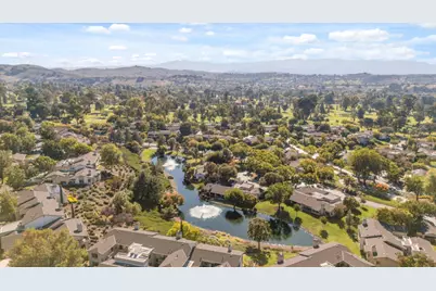 7704 Galloway Dr, San Jose, CA 95135 - Photo 45