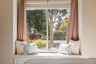 7704 Galloway Dr, San Jose, CA 95135 - Photo 25