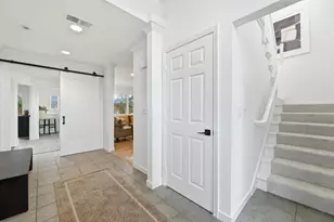 3330 Stockton Pl, Palo Alto, CA 94303 - Photo 17