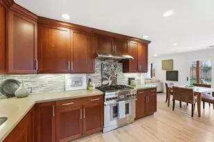 3330 Stockton Pl, Palo Alto, CA 94303 - Photo 11