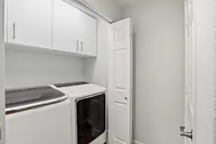 70 Towne Cir, Mountain View, CA 94040 - Photo 35