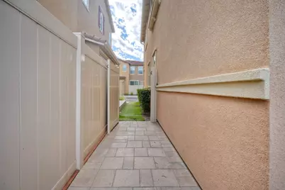 3072 Glenmore St, Vista, CA 92081 - Photo 25