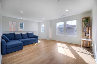 3072 Glenmore St, Vista, CA 92081 - Photo 13