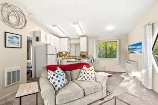 15460 Weather Rock Way, Salinas, CA 93908 - Photo 17