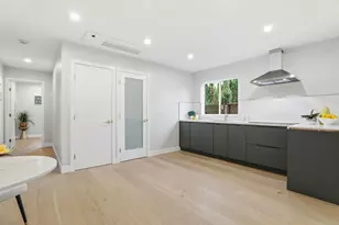 3109 Maddux Dr, Palo Alto, CA 94303 - Photo 13