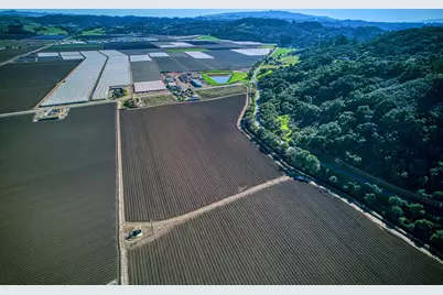 138 San Miguel Canyon Rd, Royal Oaks, CA 95076 - Photo 49