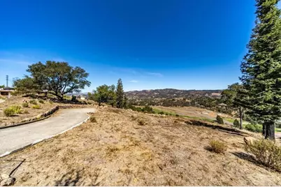 3824 Skyfarm Dr, Santa Rosa, CA 95403 - Photo 5