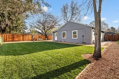 579 Green Manor Ct, Palo Alto, CA 94301 - Photo 29