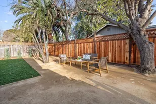 579 Green Manor Ct, Palo Alto, CA 94301 - Photo 27