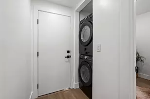 579 Green Manor Ct, Palo Alto, CA 94301 - Photo 23