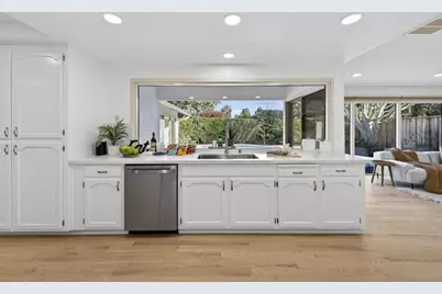 3411 Shady Spring Ln, Mountain View, CA 94040 - Photo 11