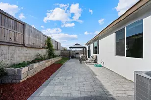 2111 Rosewood Dr, Hollister, CA 95023 - Photo 37