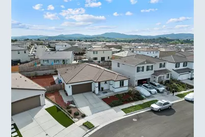 2111 Rosewood Dr, Hollister, CA 95023 - Photo 47