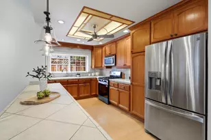 1688 Milroy Pl, San Jose, CA 95124 - Photo 11