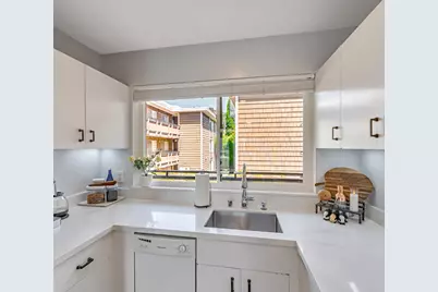 2601 College Ave 208, Berkeley, CA 94704 - Photo 17