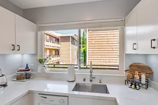 2601 College Ave 208, Berkeley, CA 94704 - Photo 17