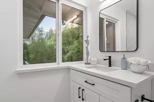 15499 Bohlman Rd, Saratoga, CA 95070 - Photo 21