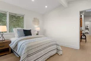 15499 Bohlman Rd, Saratoga, CA 95070 - Photo 15