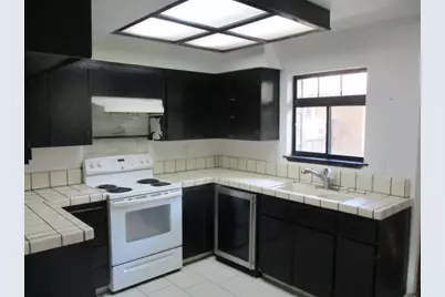 140 Gibson Dr 12, Hollister, CA 95023 - Photo 11