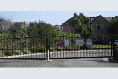 140 Gibson Dr 12, Hollister, CA 95023 - Photo 1