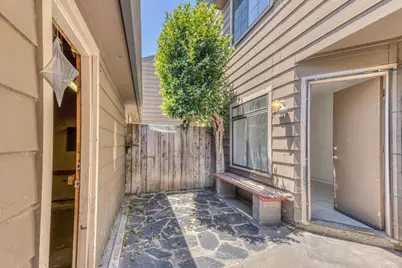 140 Gibson Dr 12, Hollister, CA 95023 - Photo 11