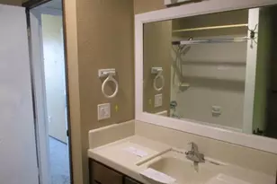 140 Gibson Dr 12, Hollister, CA 95023 - Photo 19