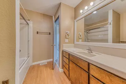 140 Gibson Dr 12, Hollister, CA 95023 - Photo 21