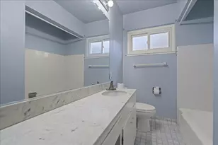 2250 Blossom Crest Way, San Jose, CA 95124 - Photo 11