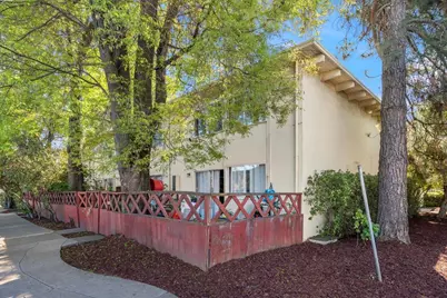 3212 Rolison Rd, Redwood City, CA 94063 - Photo 3