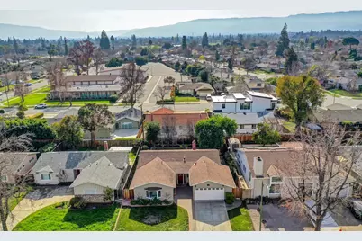 4628 Strawberry Park Dr, San Jose, CA 95129 - Photo 51