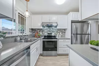 2427 Holland St, San Mateo, CA 94403 - Photo 11