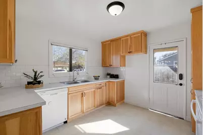 920 Blossom Dr, Santa Clara, CA 95050 - Photo 11