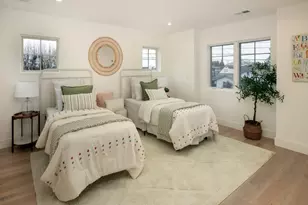 737 Linden Ave, Burlingame, CA 94010 - Photo 21