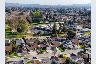 1848 Seville Way, San Jose, CA 95131 - Photo 27