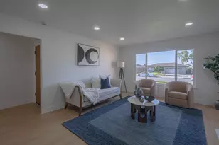 961 Loyola Dr, Salinas, CA 93901 - Photo 5