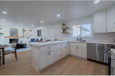 961 Loyola Dr, Salinas, CA 93901 - Photo 9