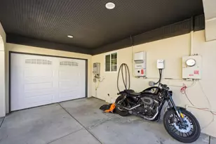 2212 Dumbarton Ave, East Palo Alto, CA 94303 - Photo 43