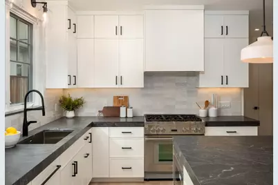 737 Linden Ave, Burlingame, CA 94010 - Photo 9