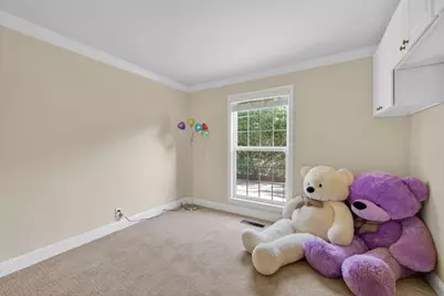 746 Jacaranda Cir, Hillsborough, CA 94010 - Photo 35