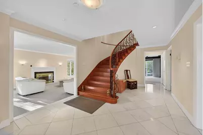 746 Jacaranda Cir, Hillsborough, CA 94010 - Photo 7