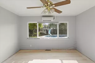 1687 Dalehurst Ave, Los Altos, CA 94024 - Photo 17