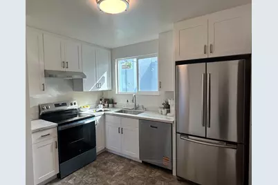 265 Crestmoor Cir, Pacifica, CA 94044 - Photo 11