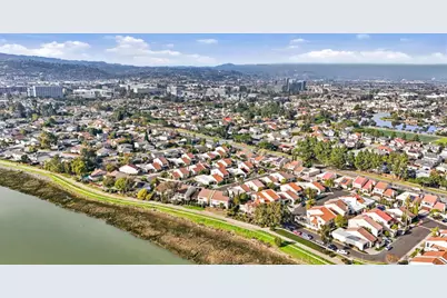 517 Martinique Dr, Redwood City, CA 94065 - Photo 27