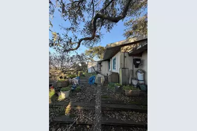 6070 Skyline Dr, El Sobrante, CA 94803 - Photo 11