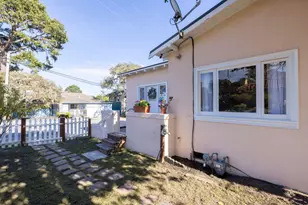 851 Laurel Ave, Pacific Grove, CA 93950 - Photo 25