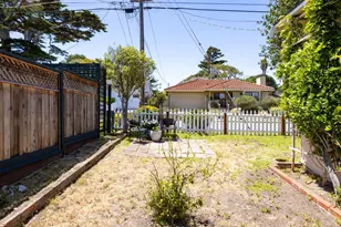 851 Laurel Ave, Pacific Grove, CA 93950 - Photo 37